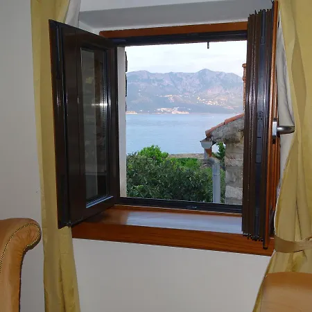 Apartment Renaissance Old Town Budva