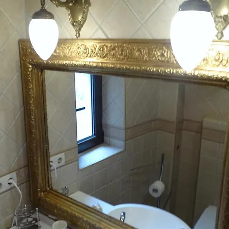 Renaissance Old Town Apartment Budva