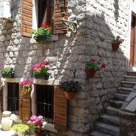 Renaissance Old Town *