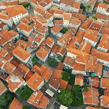 Renaissance Old Town *
